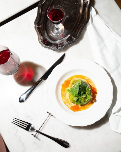 Nowe restauracje w Warszawie na zimę 2025. 5 stołecznych debiutów na gastronomicznej mapie stolicy