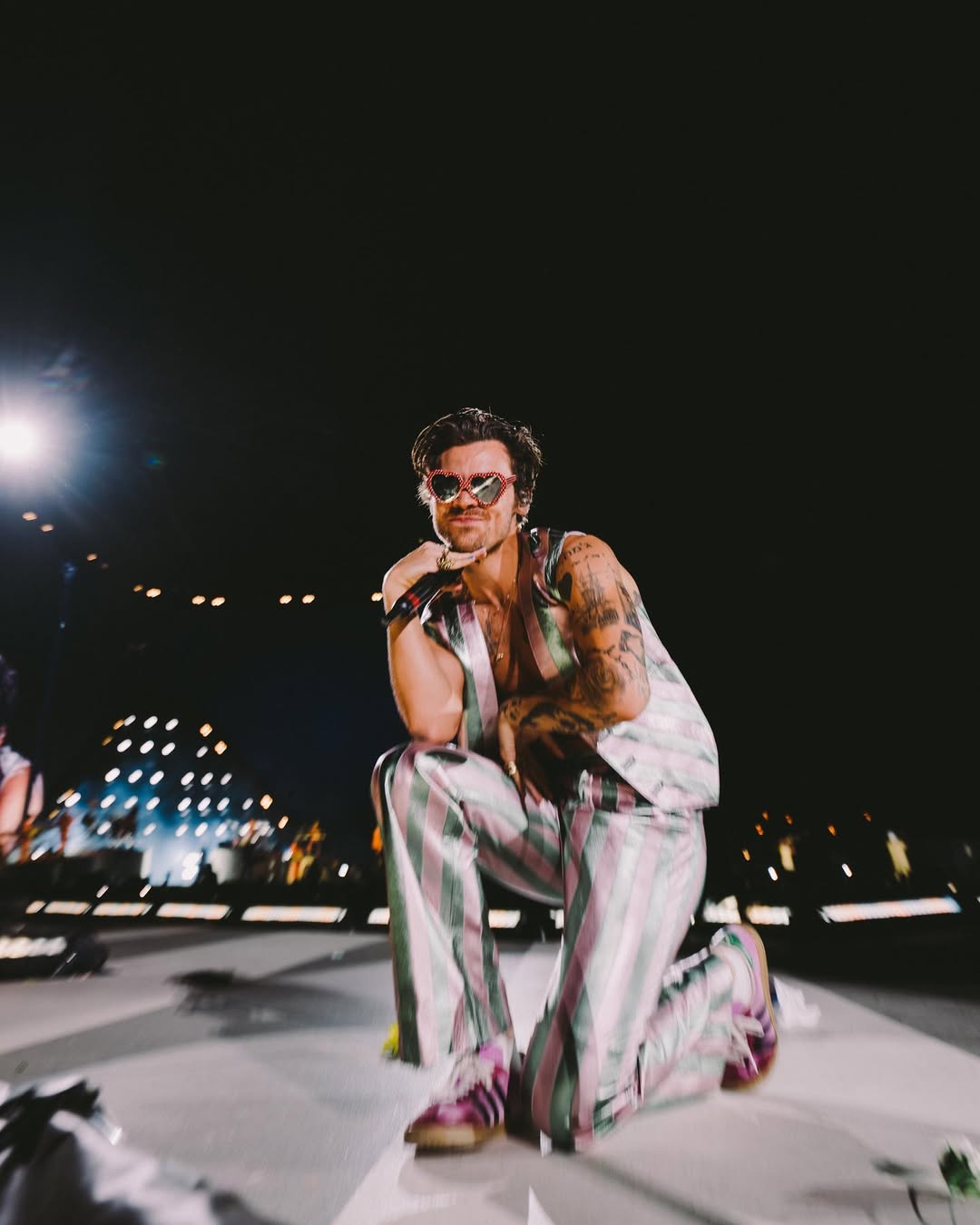 Harry Styles wypuszcza zabawki intymne. Oto co wiemy o marce „Pleasing Yourself”,