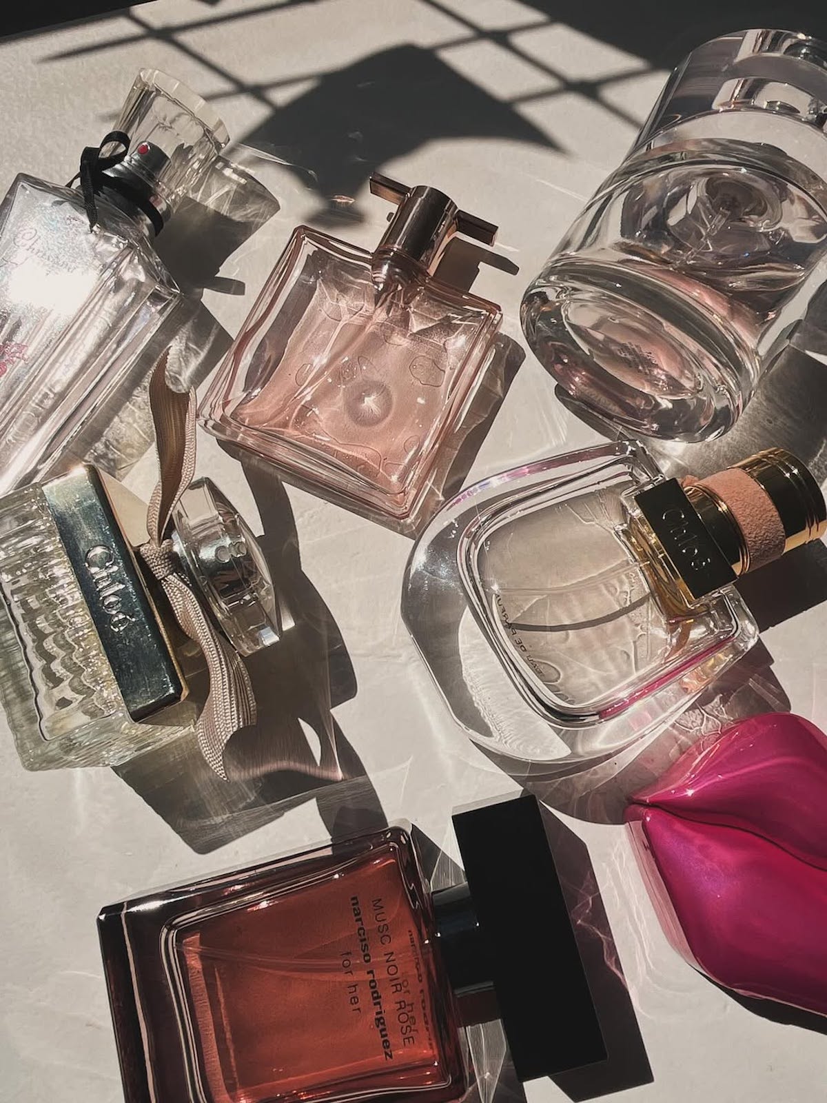 Perfumy dla każdego znaku zodiaku. 12 zapachów, które idealnie oddają astrologiczne charaktery
