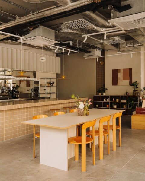 Restauracje na Boże Ciało 2025: 6 smacznych propozycji na gastronomicznej mapie stolicy