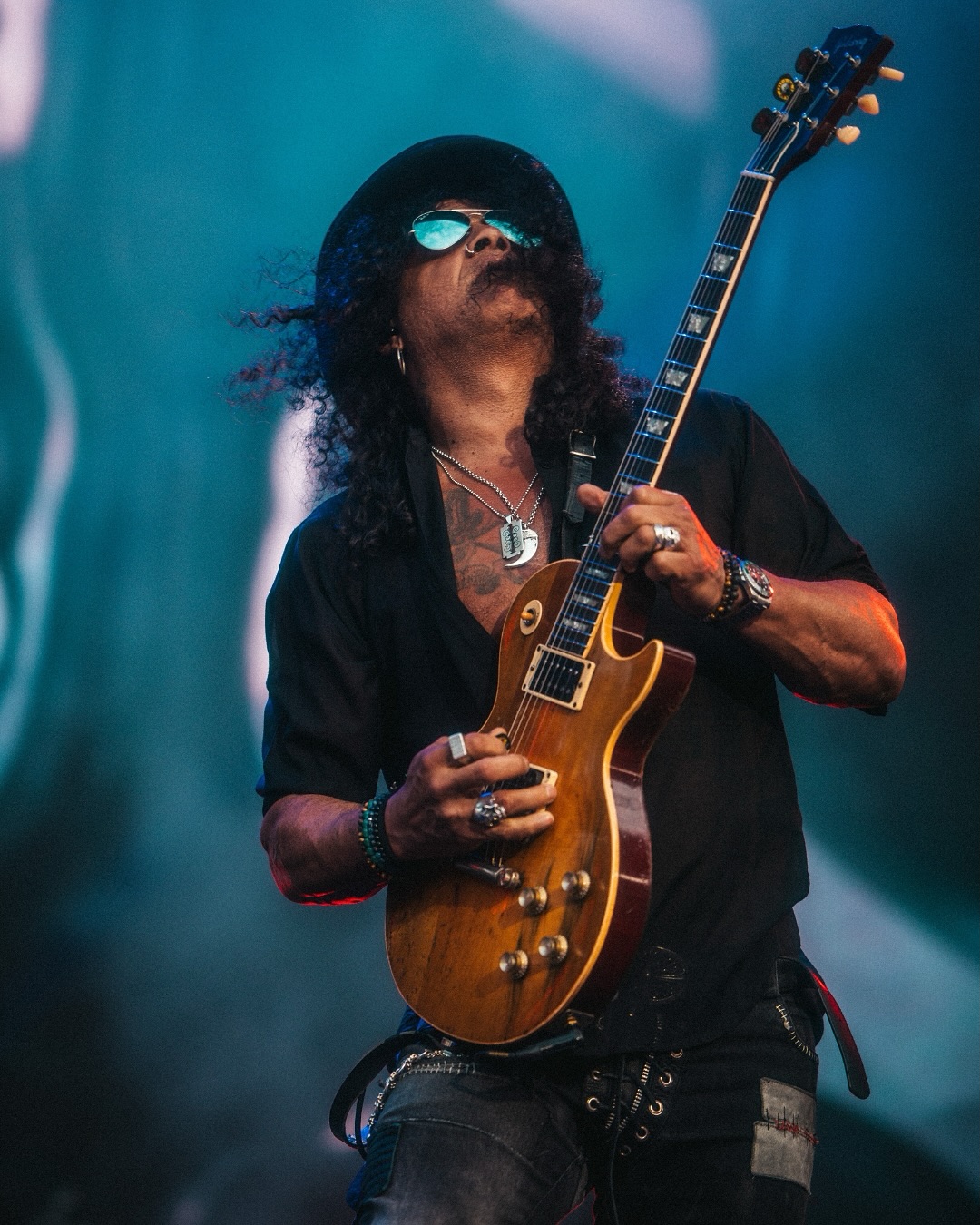 Guns N’ Roses po raz kolejny w Warszawie! W jakim stołecznym hotelu zatrzymali się członkowie zespołu?