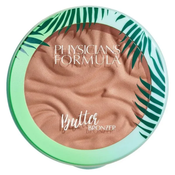 Opakowanie bronzera Physicians Formula Butter Bronzer z zielonym wieczkiem ozdobionym tropikalnymi liśćmi i widoczną falistą teksturą produktu w odcieniu brązu.