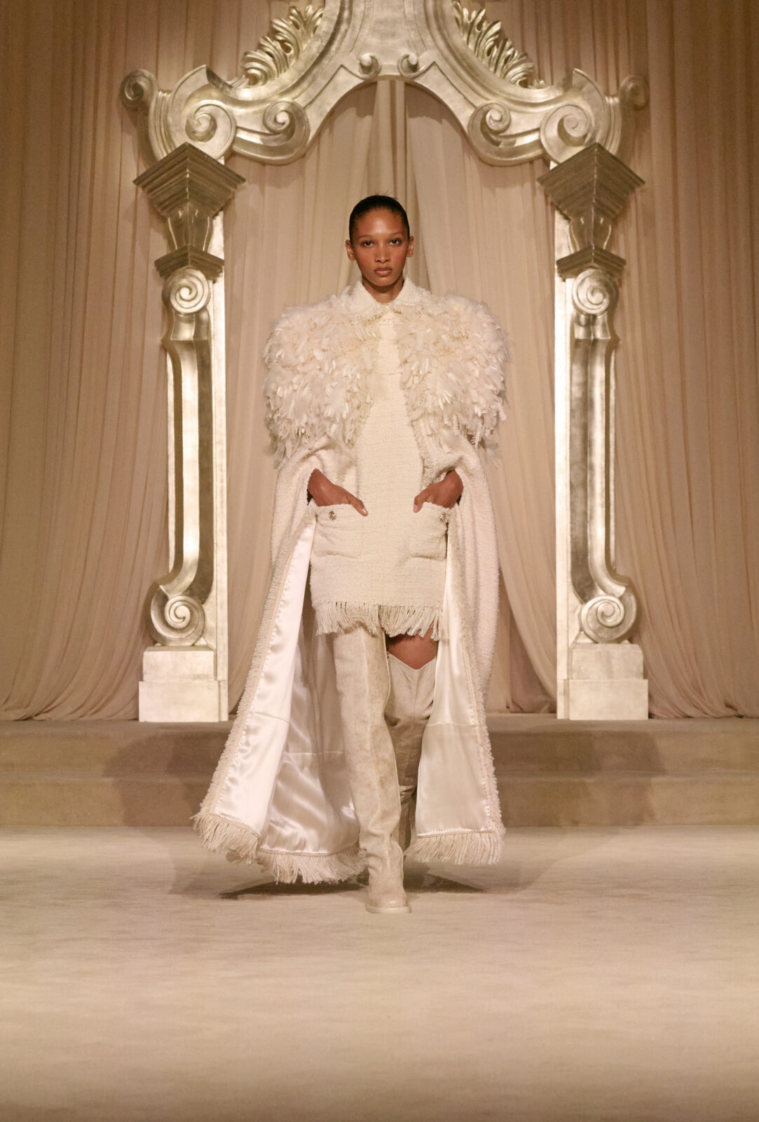 CHANEL Haute Couture Jesień-Zima 2025/26: Naturalna elegancja w nowoczesnym wydaniu