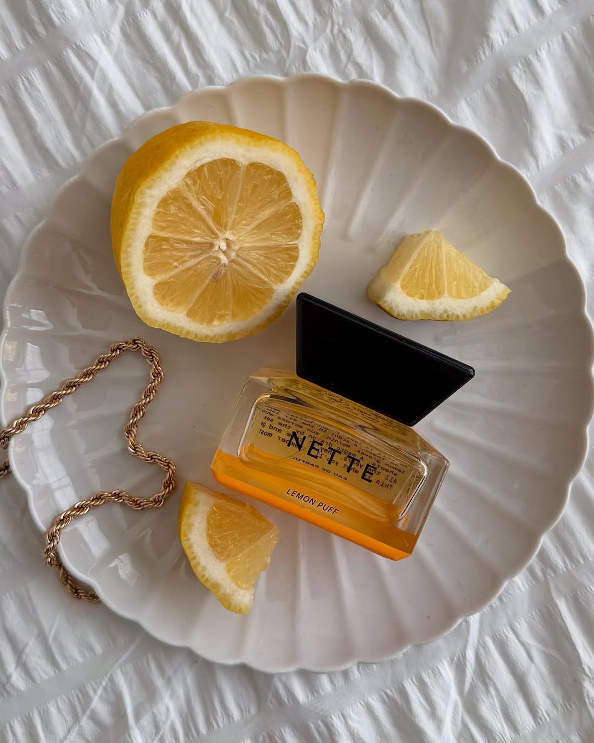 Cytrusowe perfumy, które wpisują się w trend Limoncello Summer. Pachną jak sorbet cytrynowy