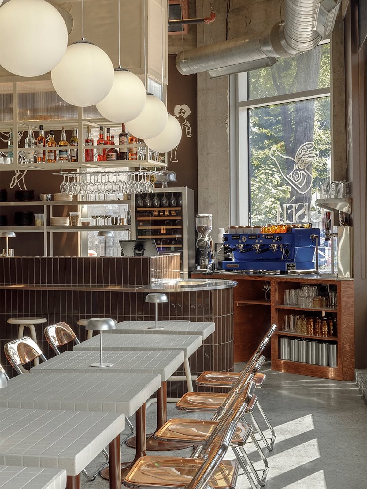 Kawiarnie i restauracje w Starej Miłosnej, które trzeba odwiedzić. 5 klimatycznych lokali