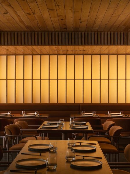 Nowe warszawskie restauracje na październik 2025. 5 stołecznych adresów, które musisz odwiedzić