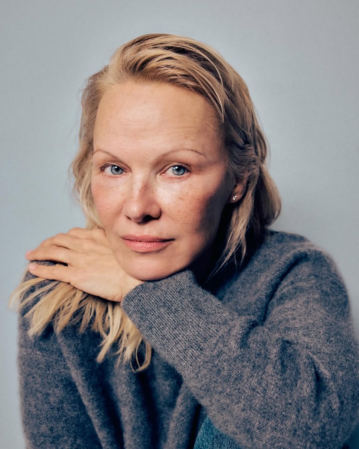 Wiedzieliście, że Pamela Anderson ma swoją markę beauty. Co wiemy o Sonsie Skin?