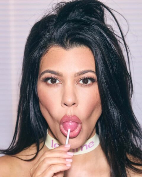Kourtney Kardashian wymyśliła lizaki dla zdrowia intymnego. Internet oszalał, a cena kusi