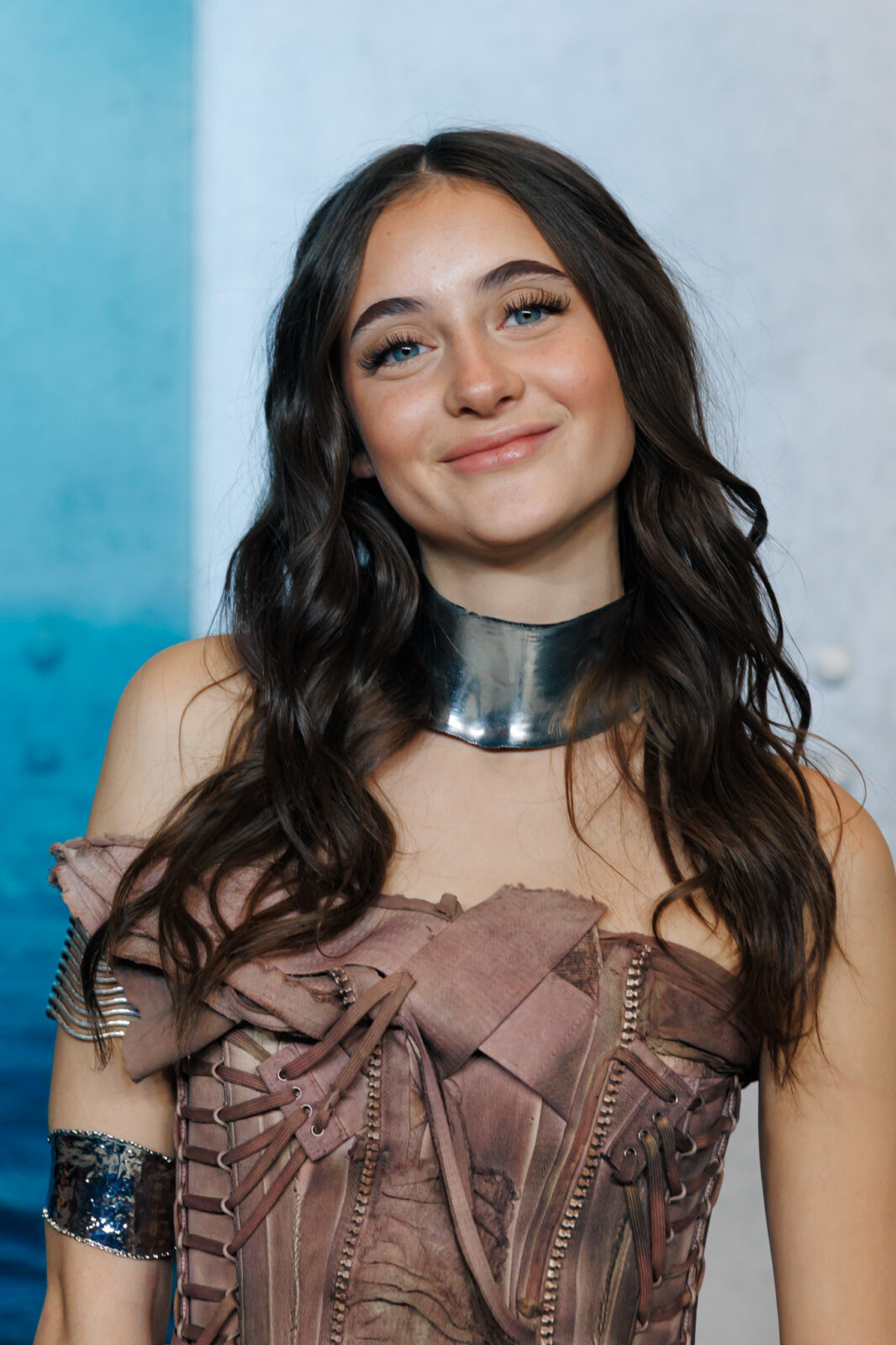 Mia Gioti – kim jest młoda aktorka z serialu „Heweliusz”?