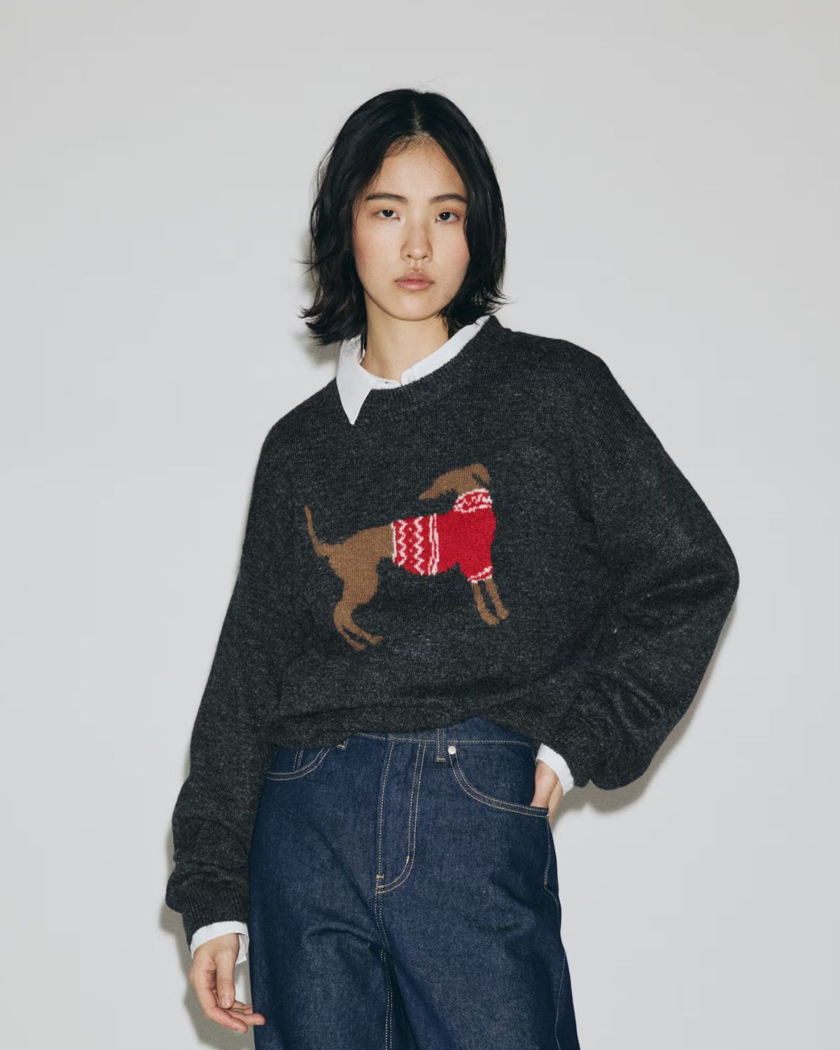 Najładniejsze swetry świąteczne 2025 – w tych nie znajdziesz kiczu, tylko świąteczną elegancję