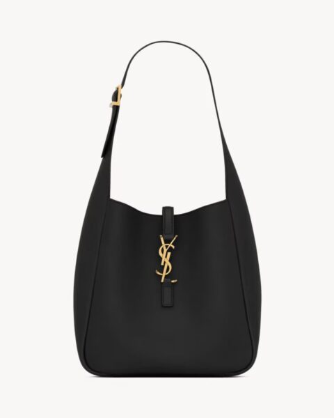 Torebka Saint Laurent Le 5 à 7. Zdjęcie produktowe.