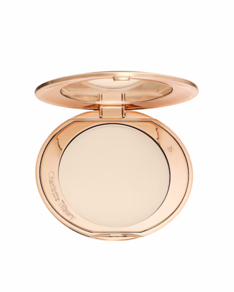 Airbrush Flawless Finish Powder – Charlotte Tilbury. Zdjęcie produktowe.