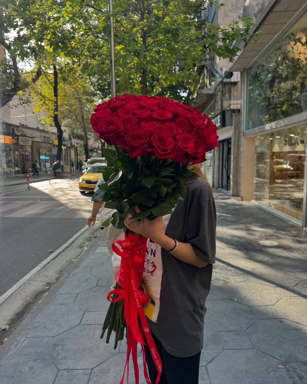Najpiękniejsze prezenty na&nbsp;walentynki 2026. Mamy 13 pomysłów, które podbijają serca
