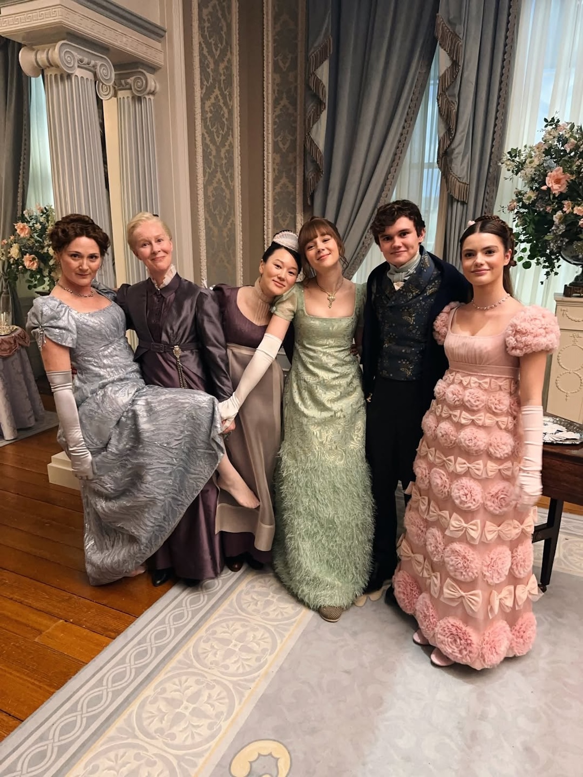 Książki zdradzają przyszłość „Bridgertonów”? Tak może wyglądać 5. sezon