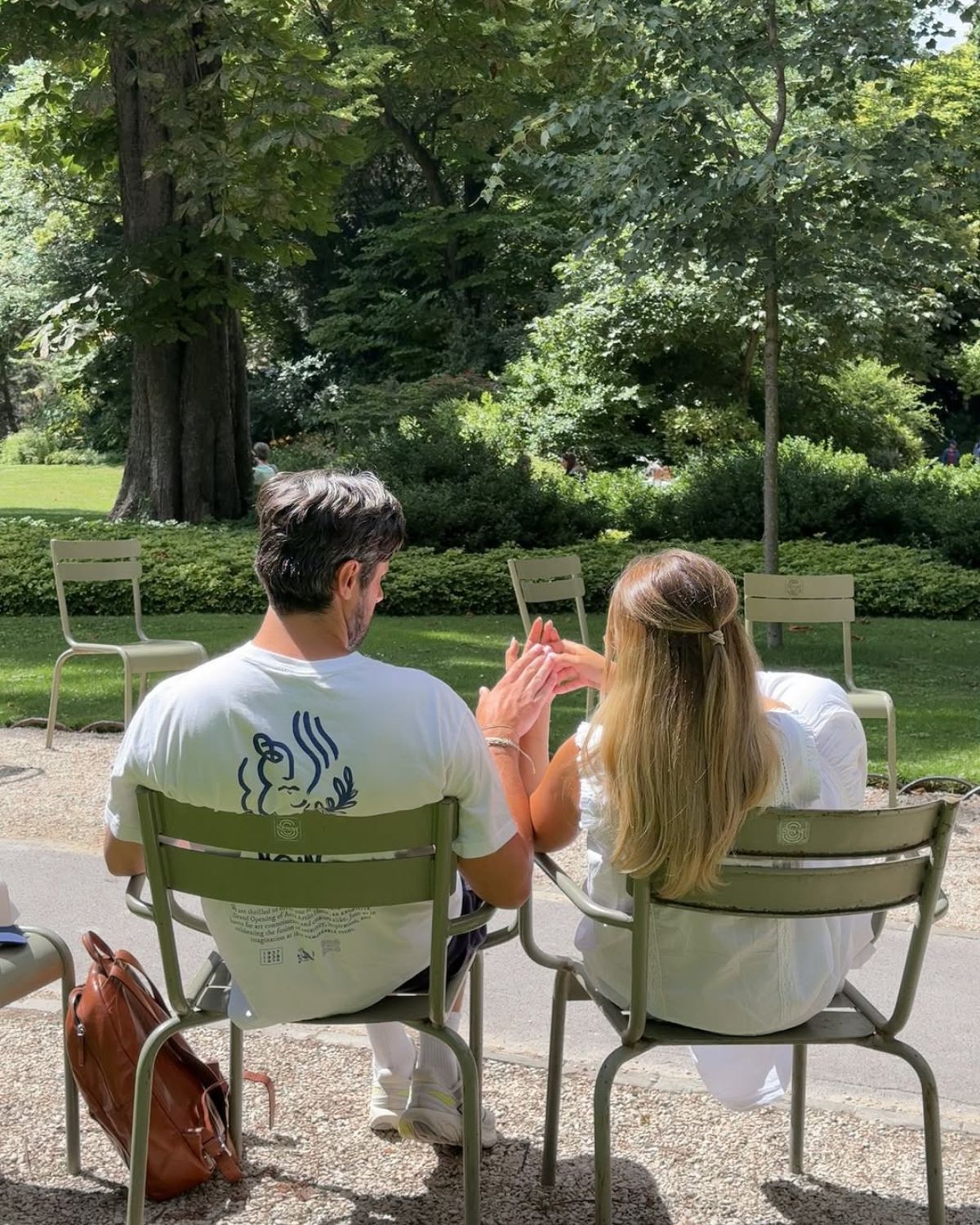 Związek „w kieszeni”. Co to jest pocketing i dlaczego partner ukrywa waszą relację?