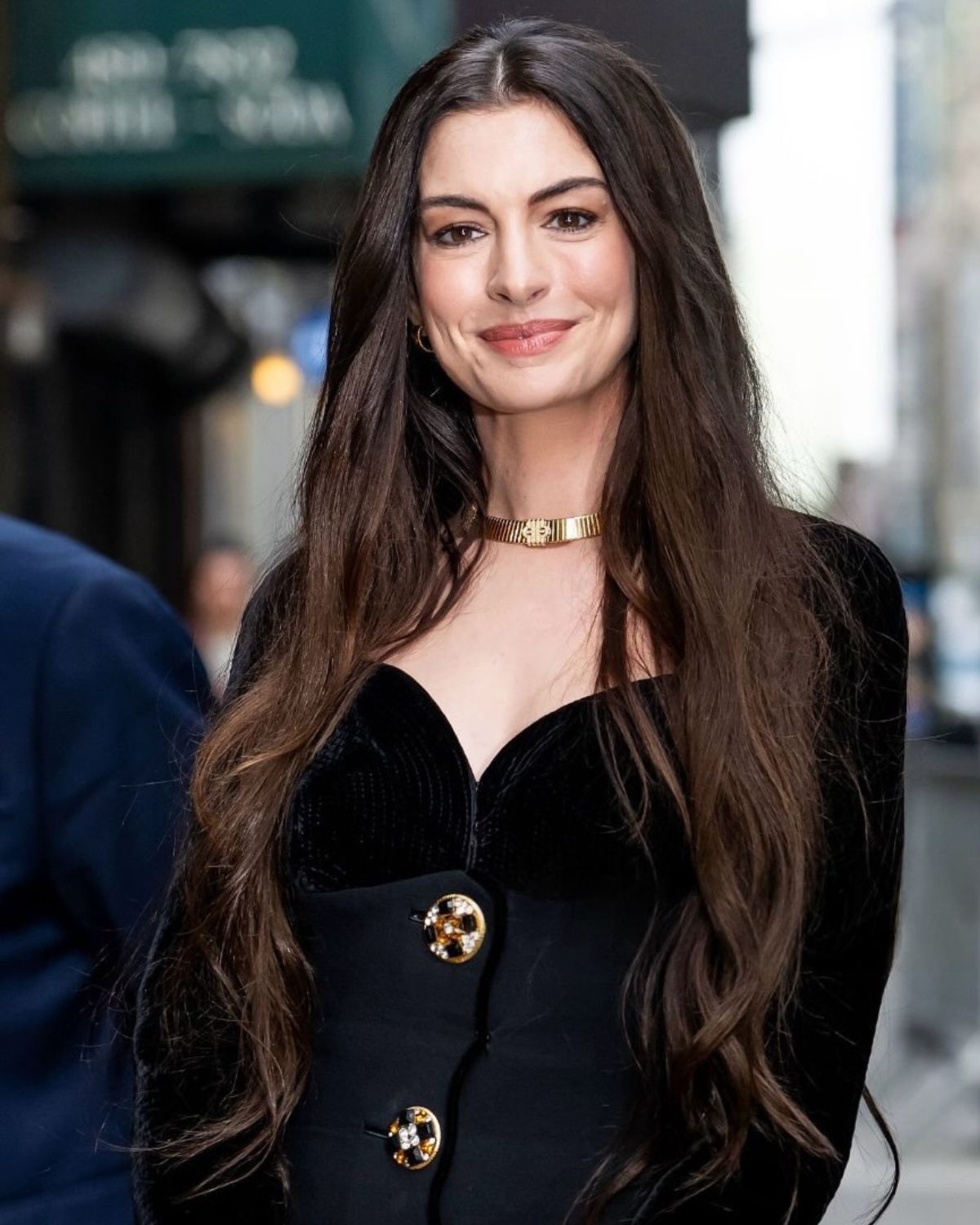 Anne Hathaway najpiękniejszą kobietą na świecie – dlaczego to właśnie ona zdobyła ten tytuł?