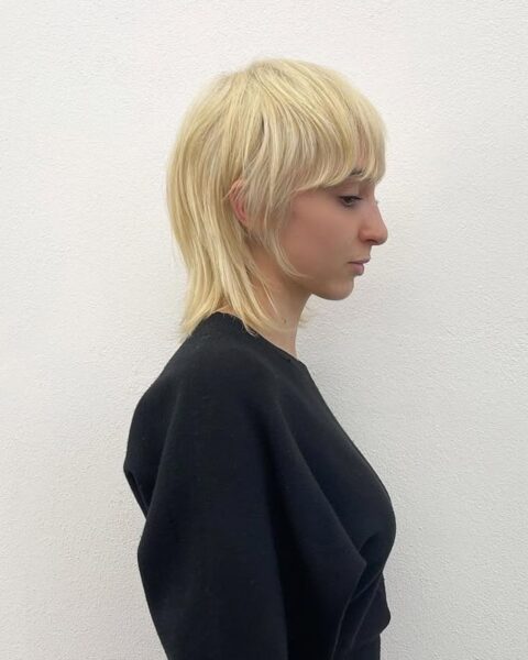 Znowu wraca? Mullet na wiosnę 2026 to najmodniejszy fryzjerski wybór. Komu pasuje?