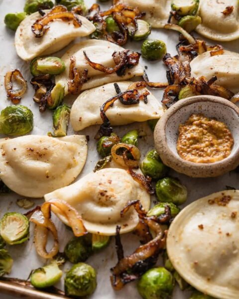 Gdzie zjeść najlepsze pierogi w Warszawie? 5 miejsc pełnych smaku