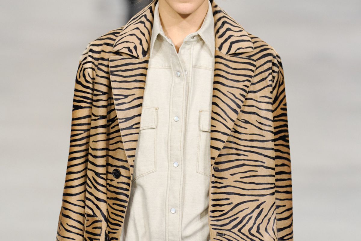 Żegnaj panterko, witaj tiger print. Najmodniejszy wzór na wiosnę 2026 wchodzi na salony