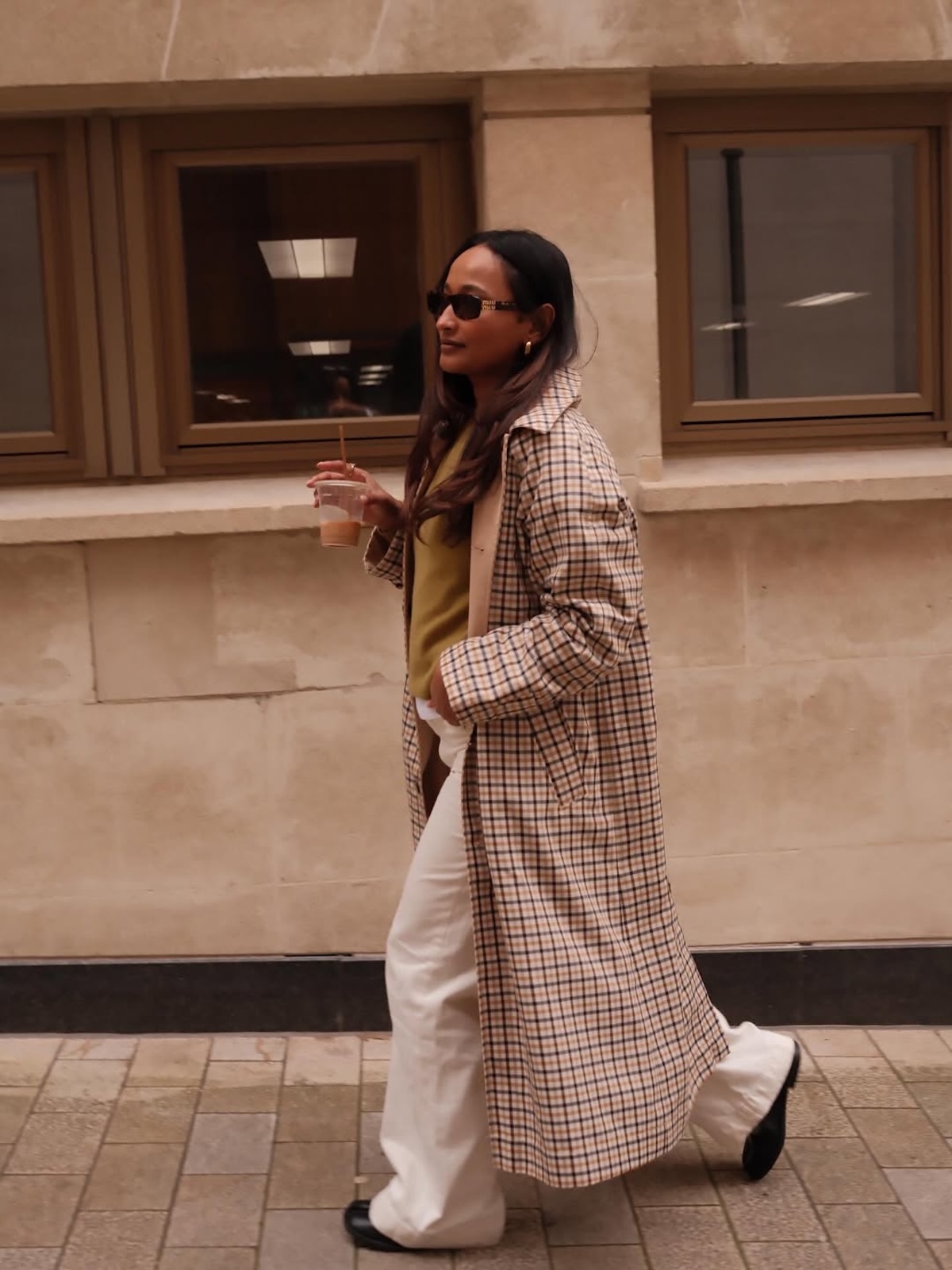 Wybrałam najmodniejsze trencze na wiosnę z Zary. Te modele będą wszędzie w 2026