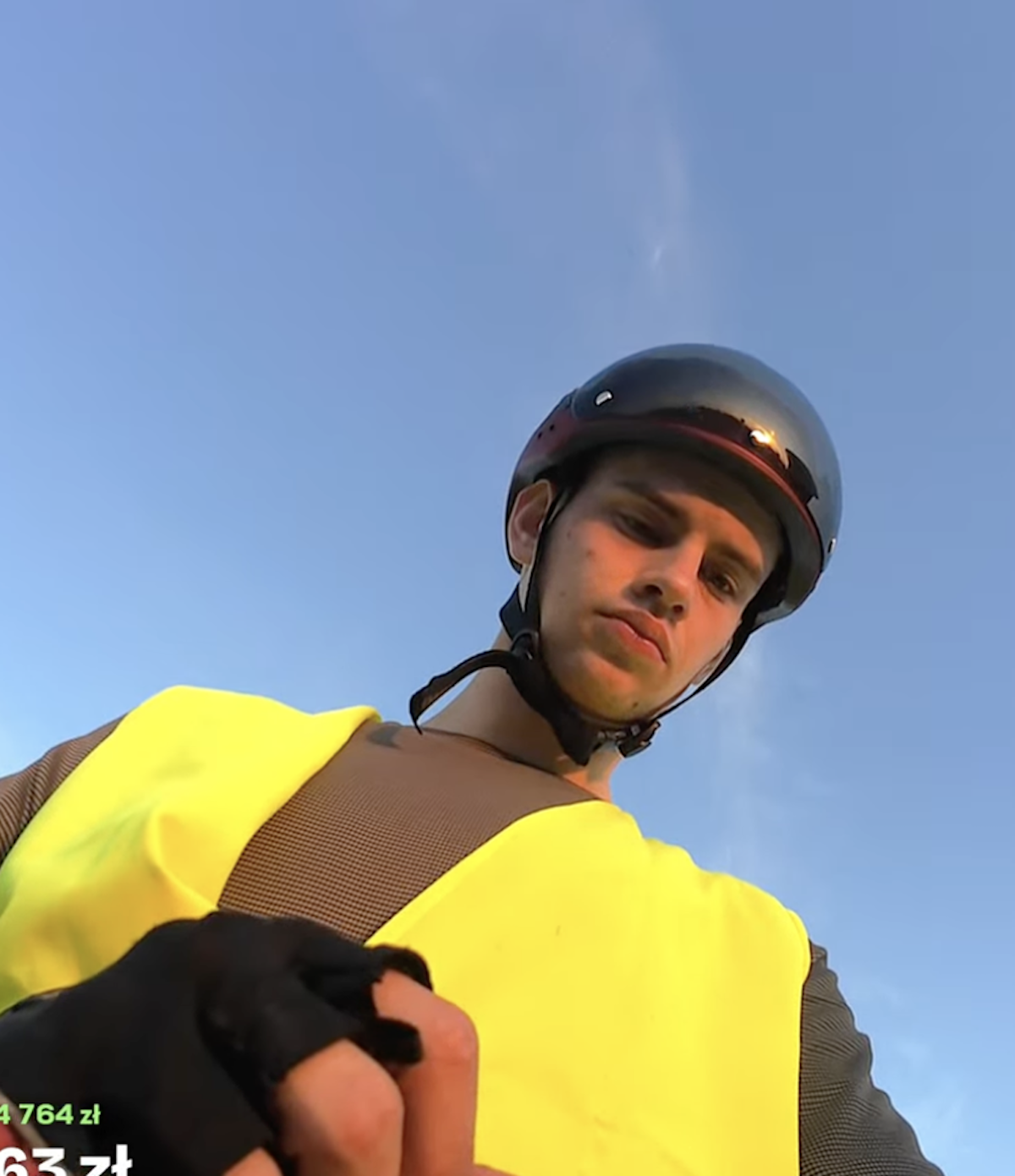 Łatwogang nie zwalnia tempa. Po rozbiciu banku z Bedoesem czas na rowerowy maraton przez Polskę