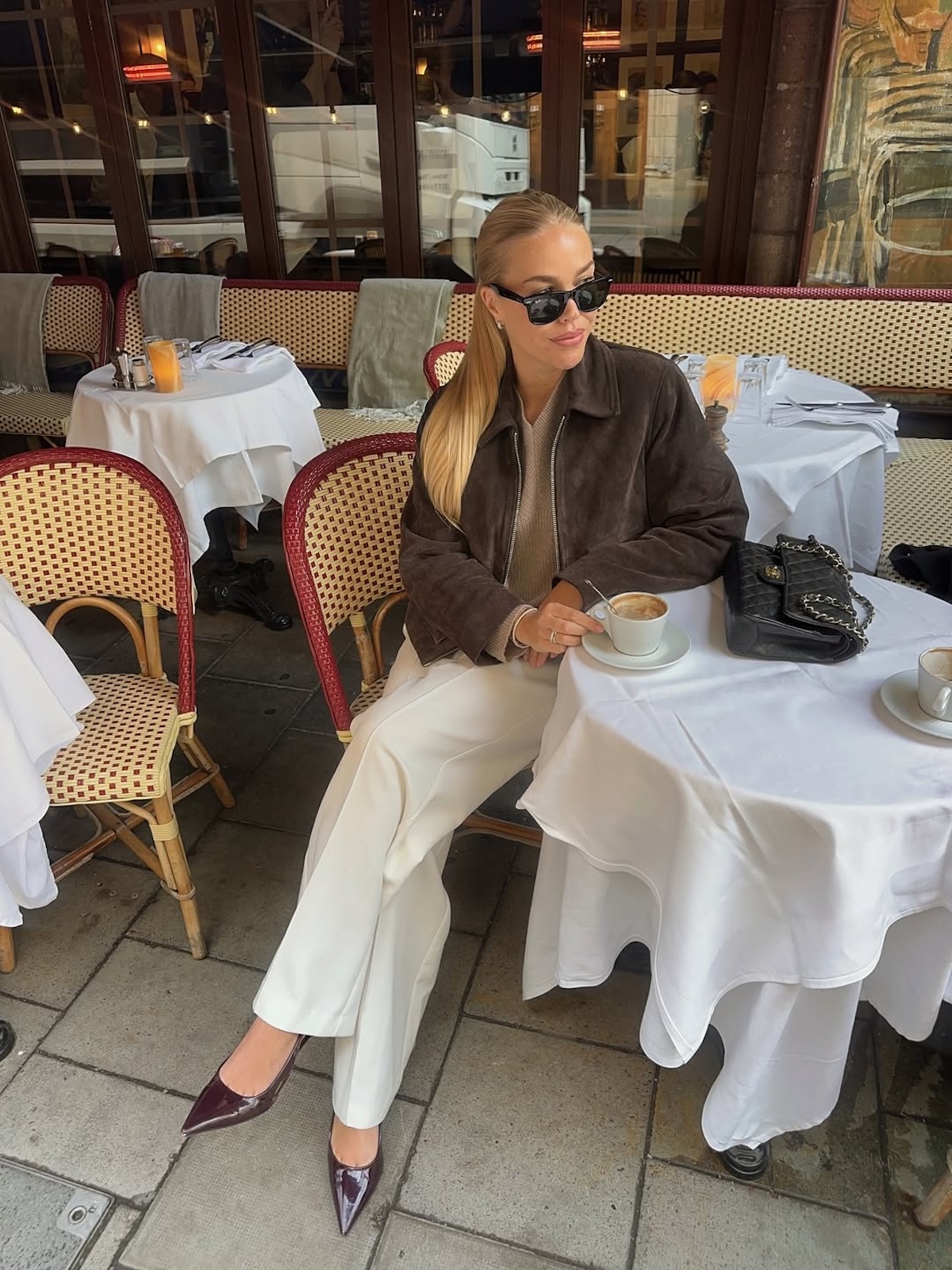 Najlepsze restauracje z ogródkami w Warszawie. 7 adresów, które musisz odwiedzić w 2026 roku