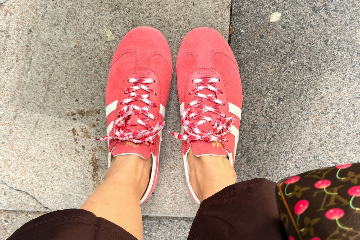 Inspiracja mundialem i powrót lat 90. Oto 7 sneakersów na lato 2026, w które warto zainwestować